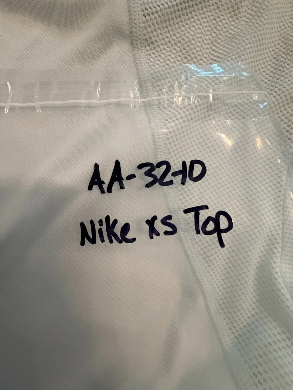 Nike Dri-FIT Running Shirt Women’s XS Light Mint Mesh Short Sleeve Athletic Top